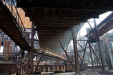 微软前高管：收购动视暴雪花费巨大 微软被迫裁员关闭工作室